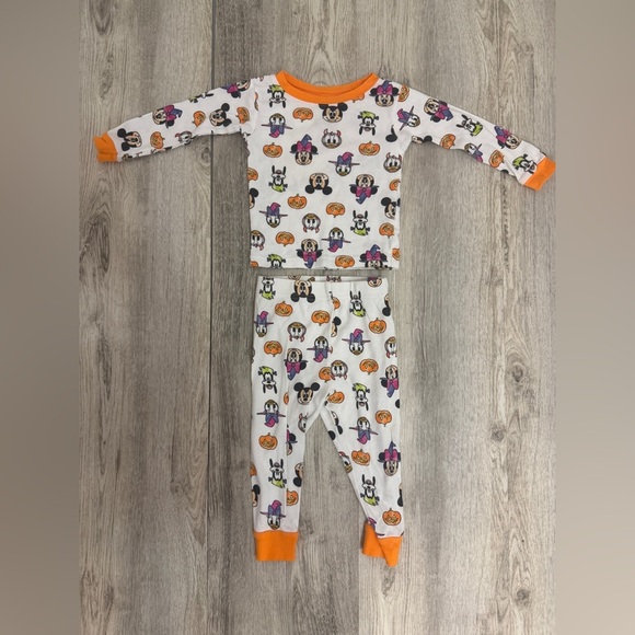 Disney Other - Disney Orange and White Halloween Pajama Set
